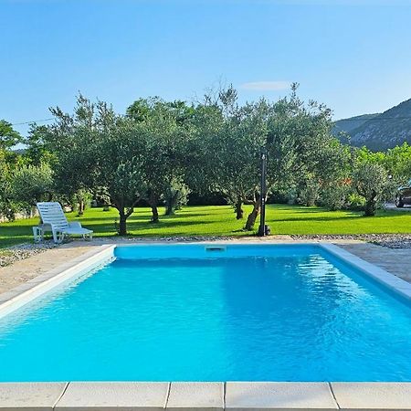 Holiday Home Natura With Private Pool Mostar Eksteriør billede