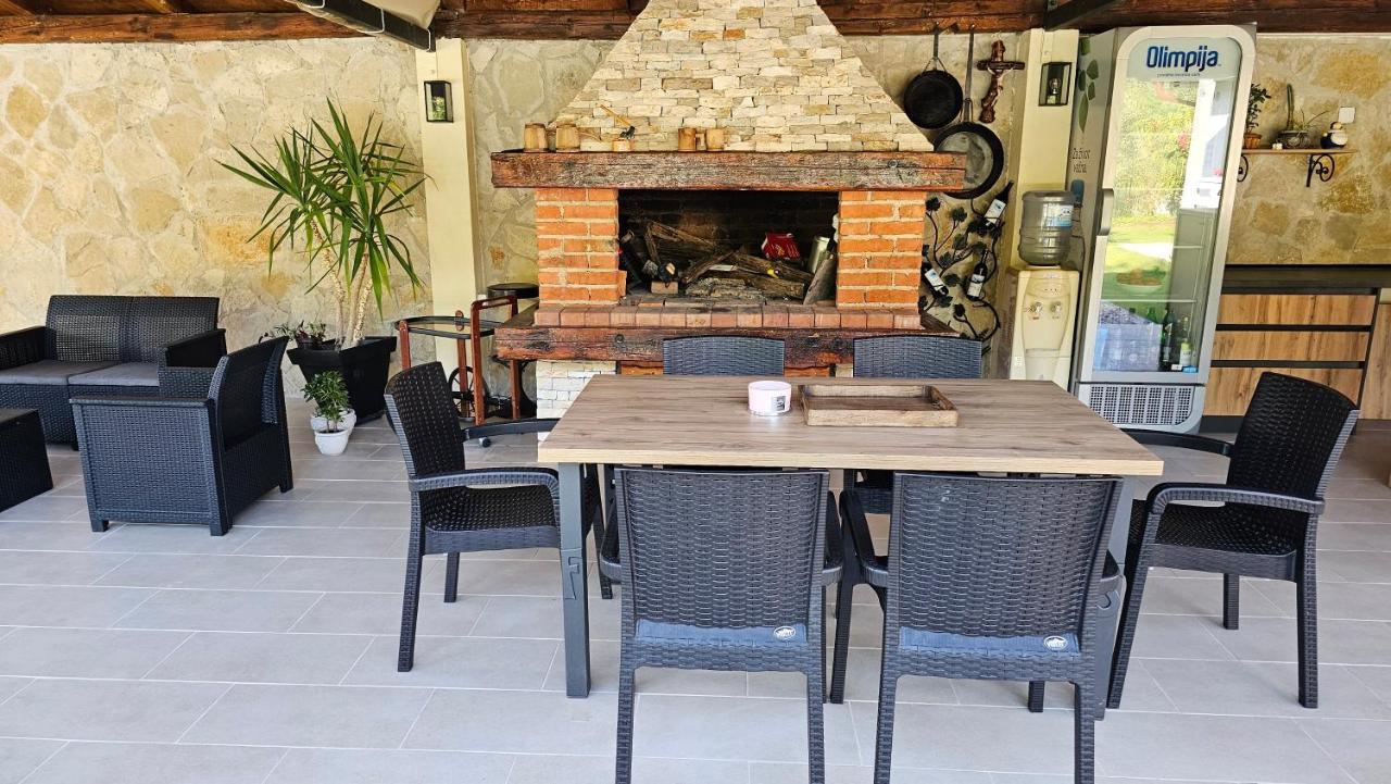 Holiday Home Natura With Private Pool Mostar Eksteriør billede