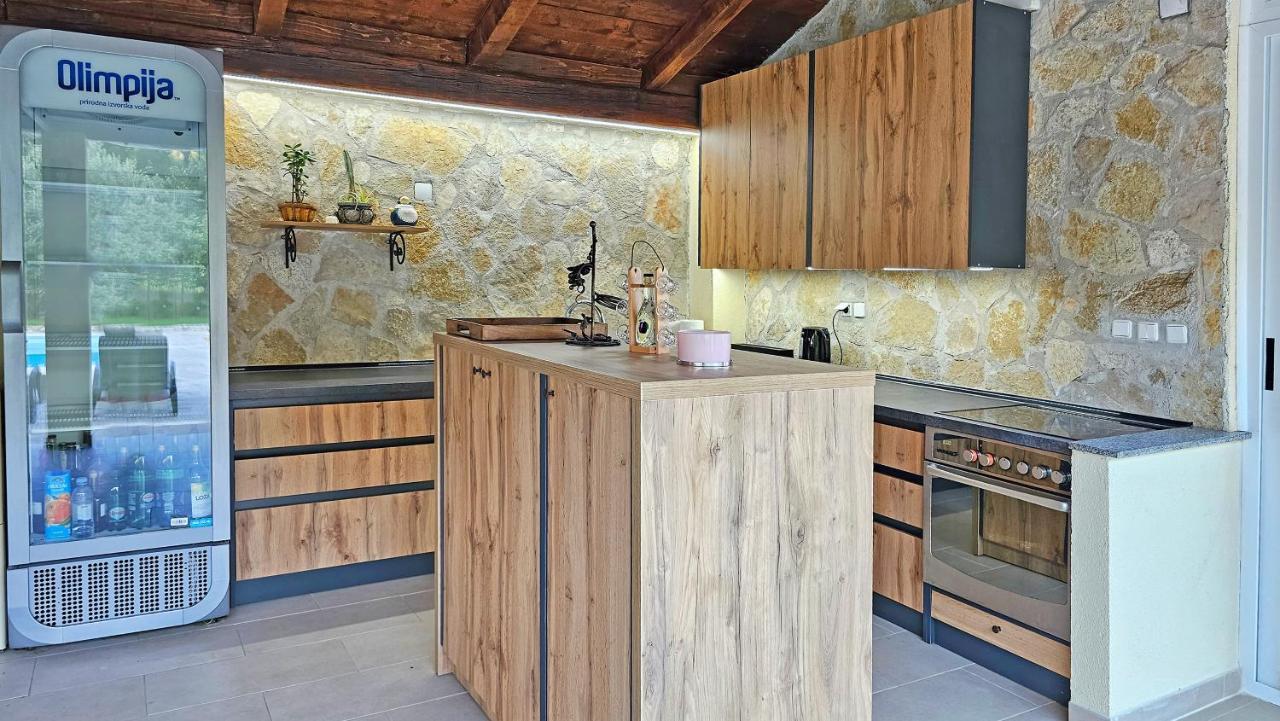 Holiday Home Natura With Private Pool Mostar Eksteriør billede