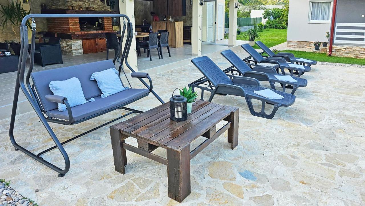 Holiday Home Natura With Private Pool Mostar Eksteriør billede